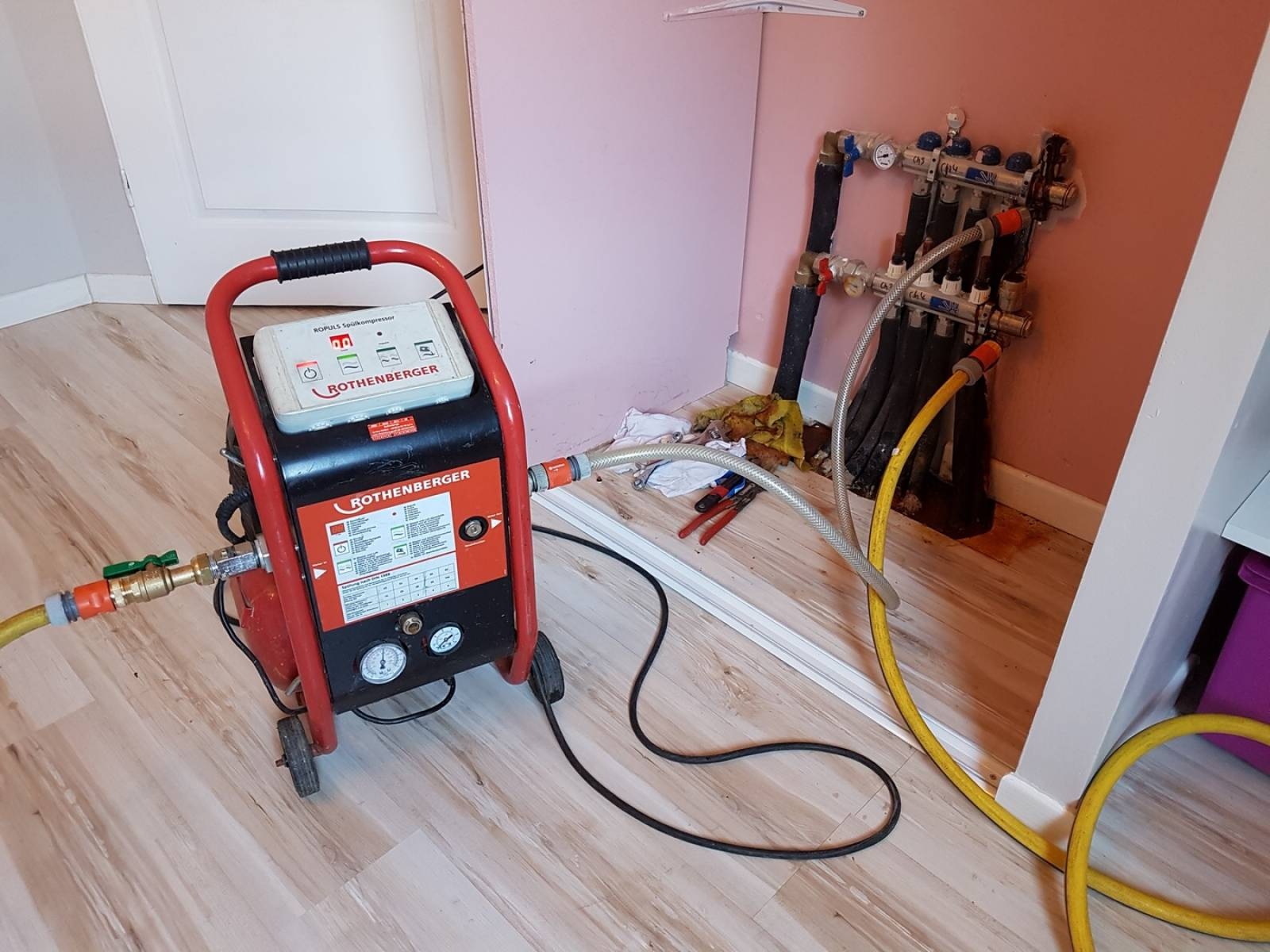 Şeyhli Vaillant Hermetik Şofben Kombi Bakımı